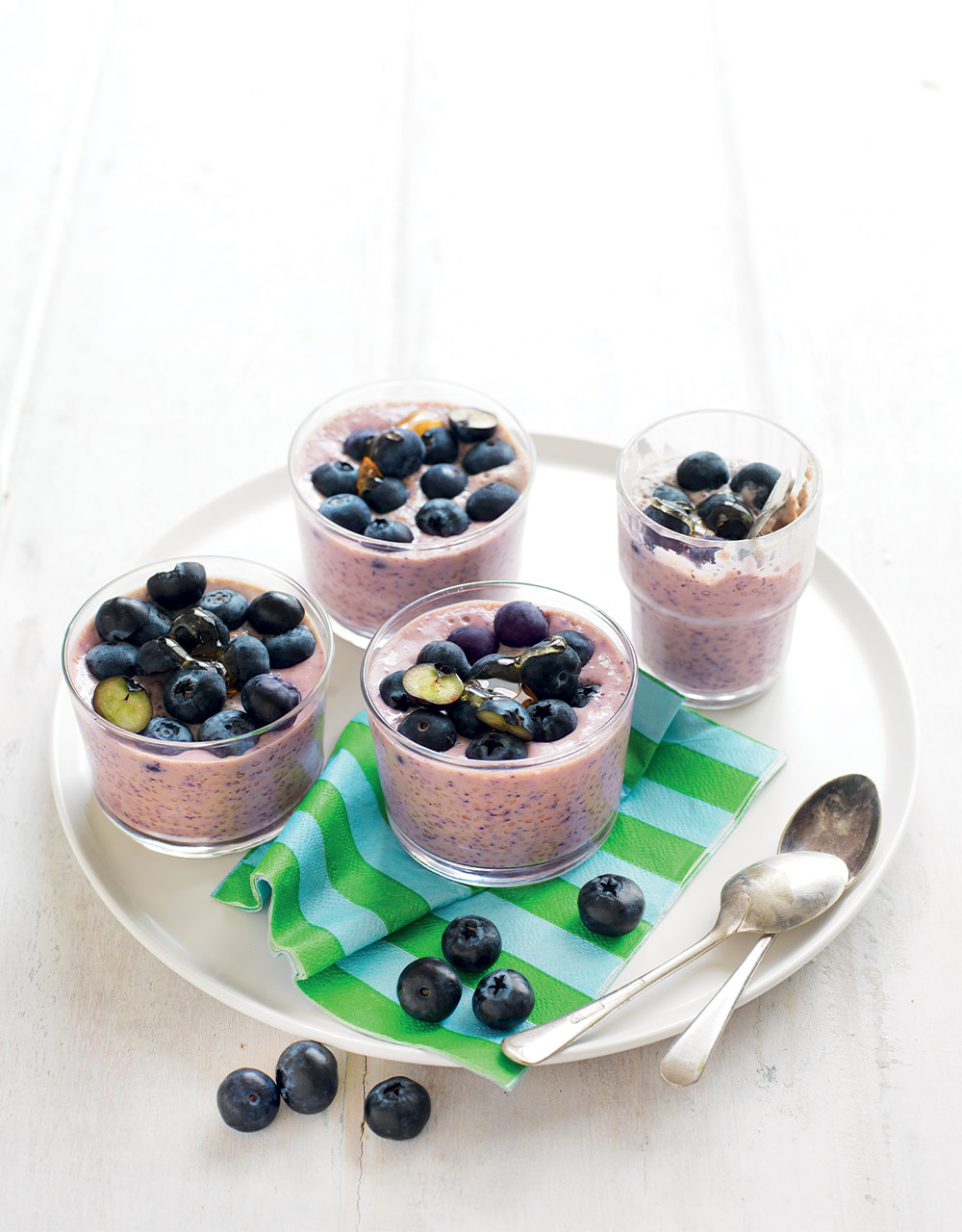 Blueberry chia pods
