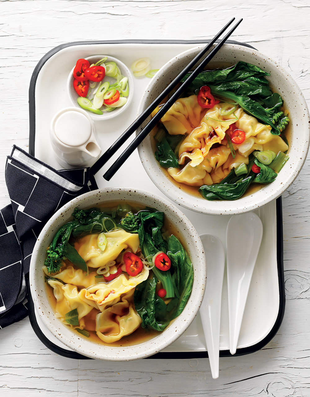 Healthy Coriander & Pork Wonton Soup Recipe